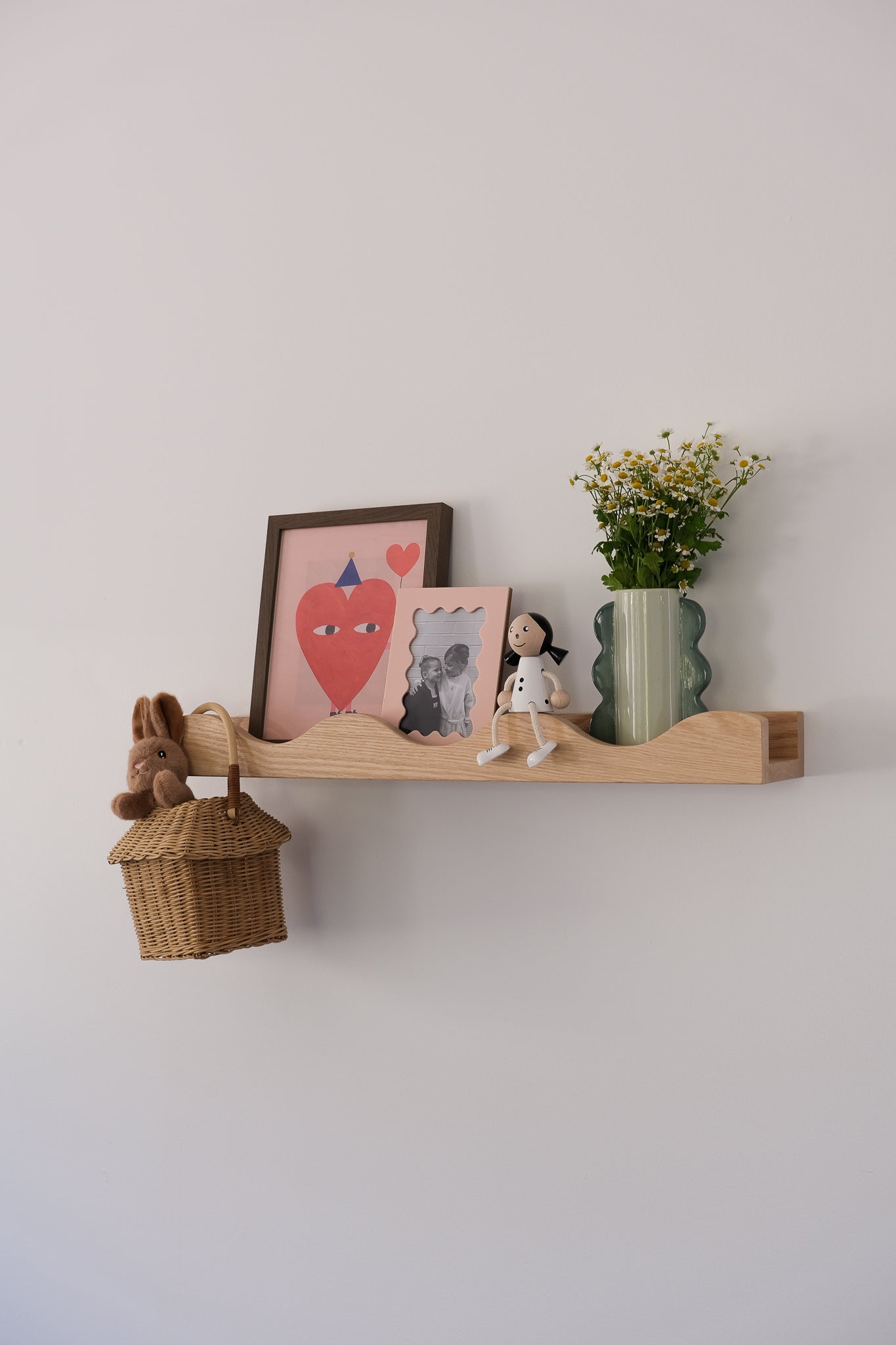 legend shelf